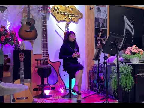 Tiễn em về nơi xa · Tuyết Nhung