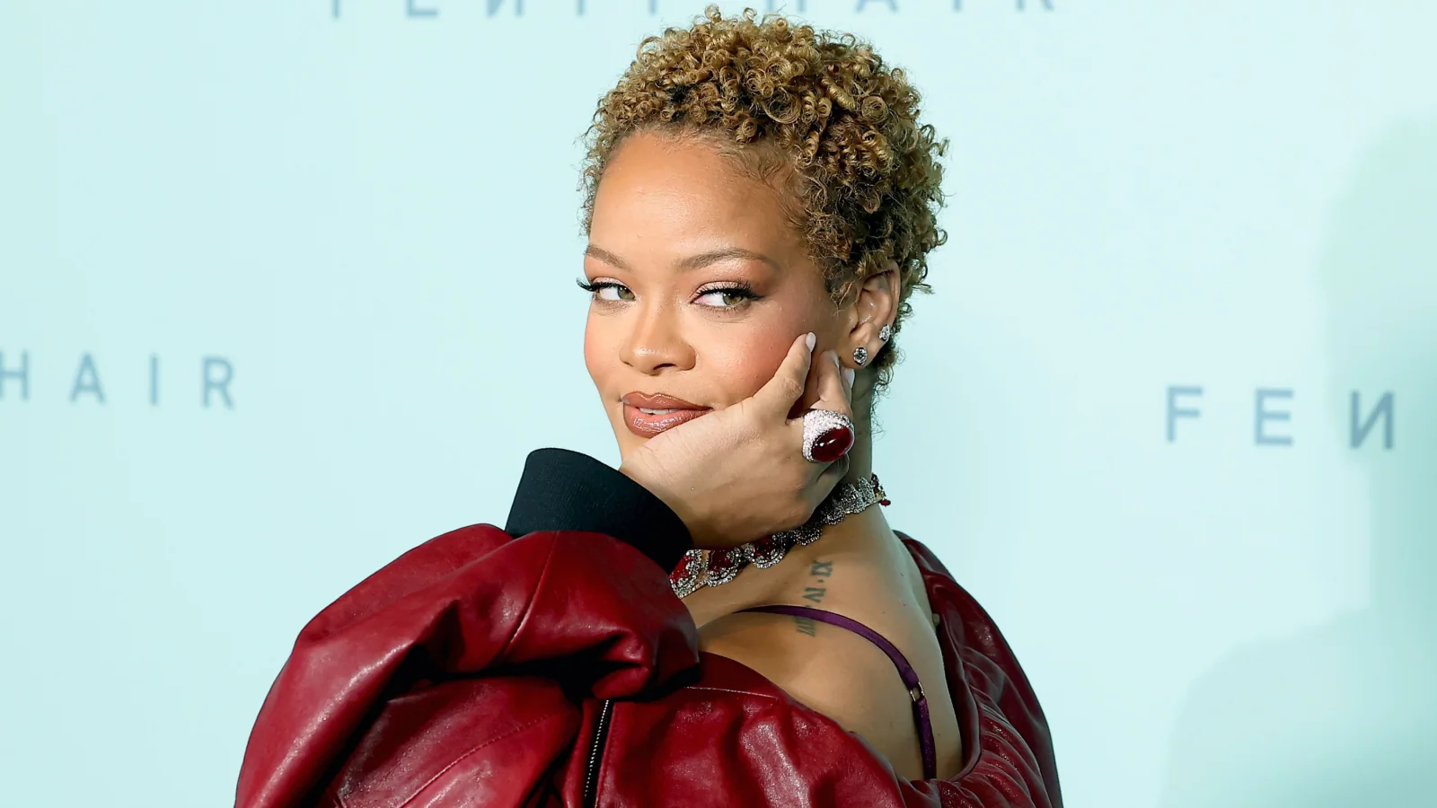 Ảnh minh họa Rihanna: Khi Thương Hiệu Vượt Qua Âm Nhạc