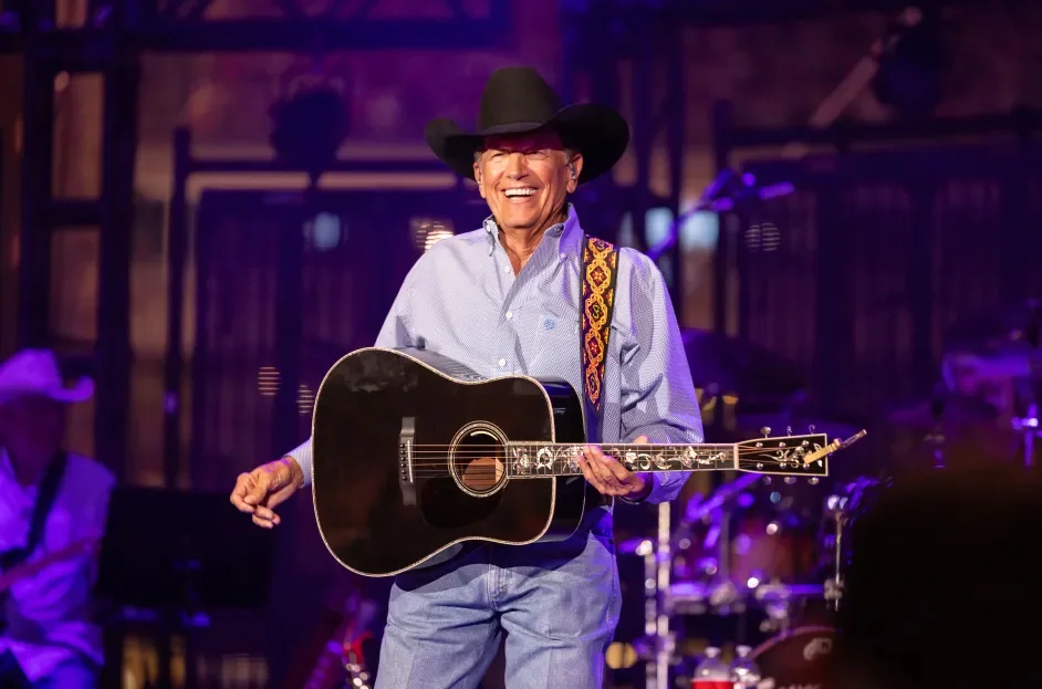Ảnh minh họa George Strait phá kỷ lục số lượng khán giả tham dự với buổi hòa nhạc lớn nhất từng được tổ chức ở Mỹ