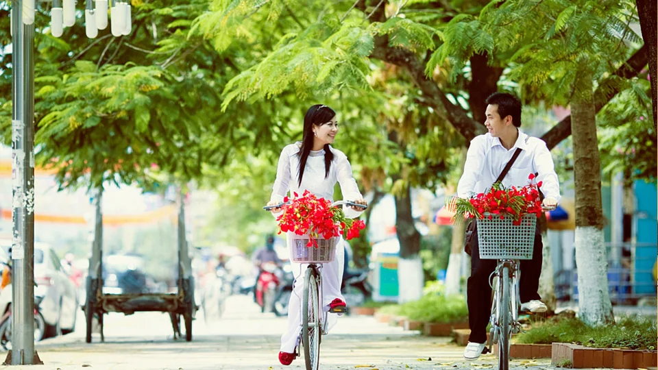 Ảnh minh họa Cảm xúc khi nghe ca khúc Hạ Thương của Nhạc Sĩ Thiên Tuế qua tiếng Hát Lệ Hồng